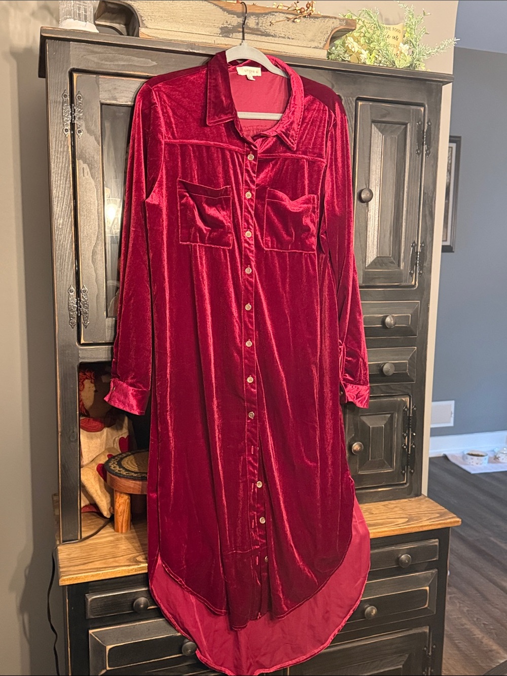 Umgee Wine Red Velvet Button-Front Tunic